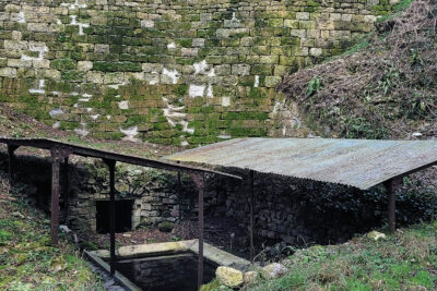 Vue du lavoir de Vernelle à May-en-Multien - Agrandir l'image 3 sur 3, fenêtre modale