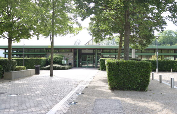 Vue extérieure du bâtiment de la Communauté de communes du Pays de l'Ourcq