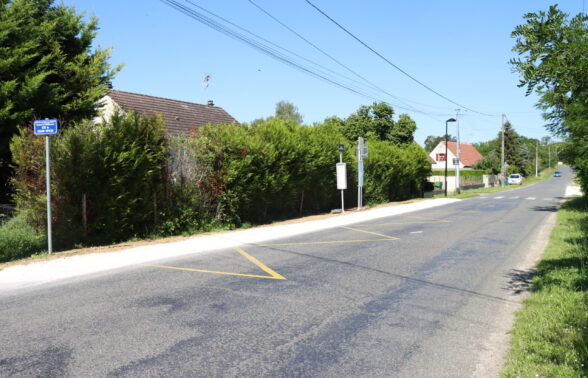 Arret de bus - CONGIS SUR THEROUANNE HAMEAU DE VILLERS