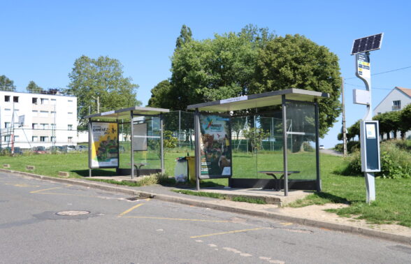 Arret de bus - LIZY SUR OURCQ COLLEGE
