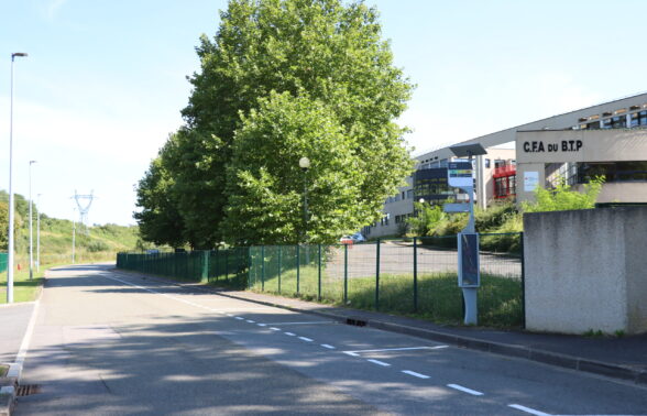 Arret de bus - OCQUERRE CFA