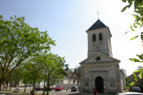 Vue de l'église de Mary-sur-Marne