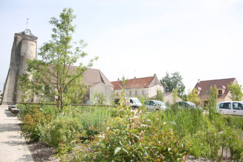 Vue de l'église de Vincy-Manoeuvre