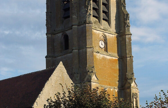 Vue de la tour de l'église de May-en-Multien