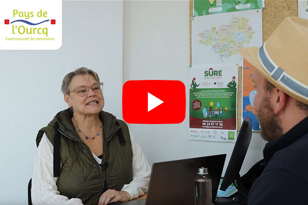 Capture écran vidéo de Max du Pays de l'Ourcq avec Laurence GRANGE de France Rénov'