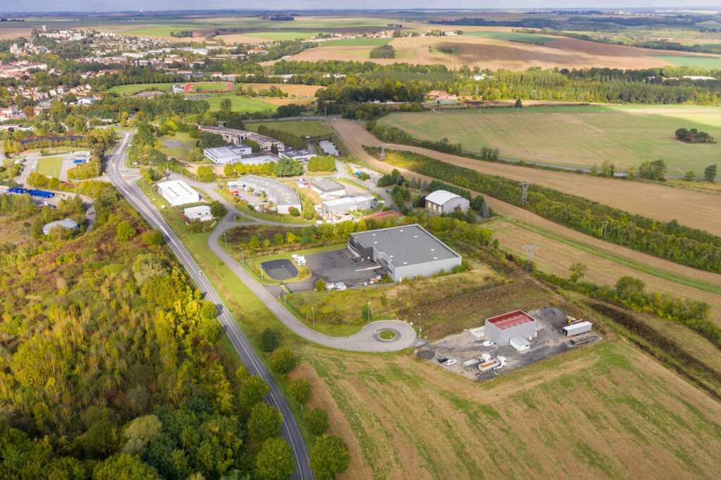 Vue aérienne de la zone de Grand Champ située à Ocquerre - Agrandir l'image, fenêtre modale