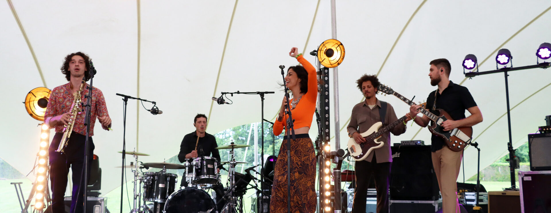 Groupe de jazz sur scène lors du festival Ourcq'N Jazz au Pays de l'Ourcq à Ocquerre.